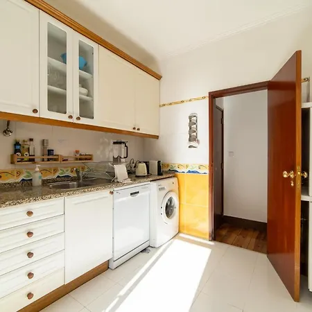 Your New In - Ac And Fast Wi-fi * Lisbon