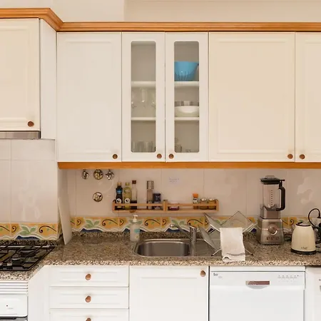 Your New In - Ac And Fast Wi-fi Лиссабон